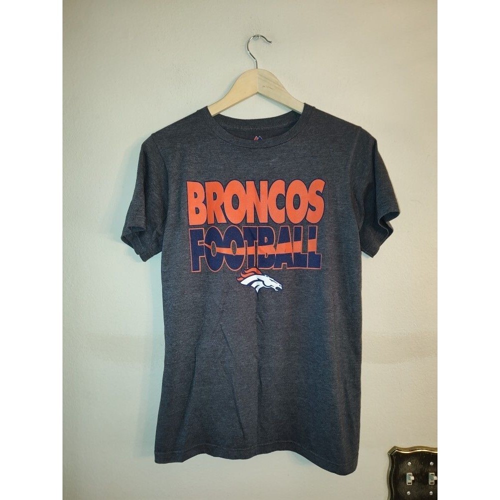 Men's Majestic Triple Peak Denver Broncos Football Gray T-Shirt Size S